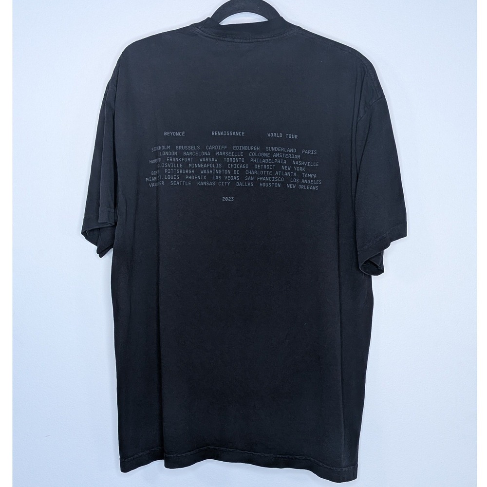 Beyonce Renaissance World Tour Graphic Official Merch Short Sleeve T Shirt L - Picture 2 of 5